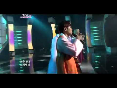 110909 KBS Music Bank ( special stage) - Super Junior singing Highway Romance