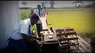 Download lagu Pacarmu ganteng iso nggontel tlaktor pora? mp3 Download lagu Pacarmu ganteng iso nggontel tlaktor pora? mp3