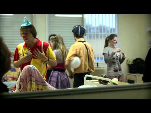 Universo Univille - Palhaçoterapia