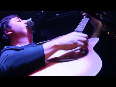 Imágenes Paganas por "DESTINO CIRCULAR" tributo a Virus