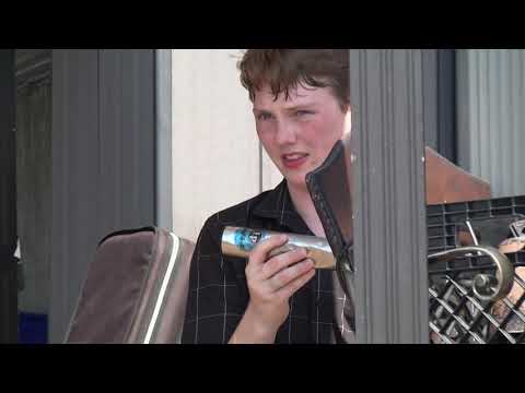 10 - One Eskimo: Kandi