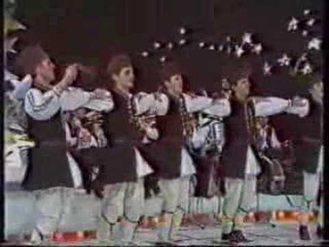 Aegean Macedonian Men's Dance "Maškoto"