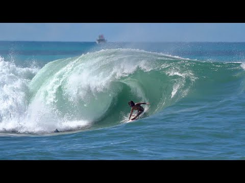 Surfing Ala Moana Bowl BIG Swell
