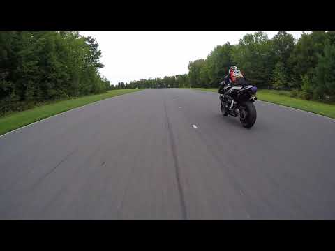 BMW S1000r on track (NYST)