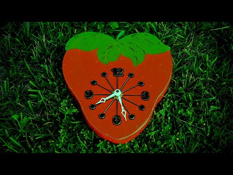 Video thumbnail for Strawberry Wrist