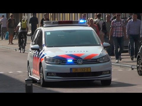 P1, Touran Politie Noodhulp met spoed in Leeuwarden