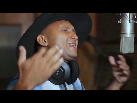 Ender Arias - Es Necesario | Vídeo Oficial