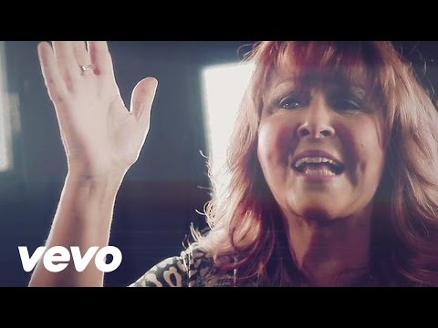 Shirley Carvalhaes - Esse Adorador (Videoclipe)