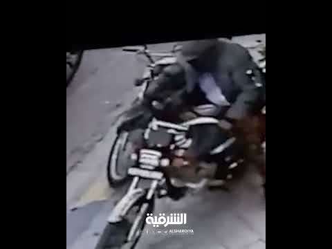 شاهد بالفيديو.. لص يسرق دراجة نارية في محافظة كركوك