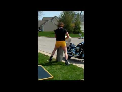 Call On Rollerblade Man