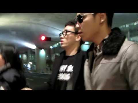 TOP arriving Incheon Airport 121222