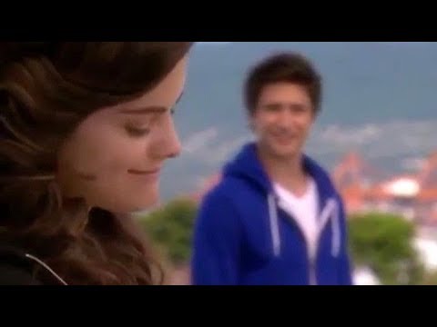 Kyle XY: 2x15 - Kyle tries to make Jessi feel good