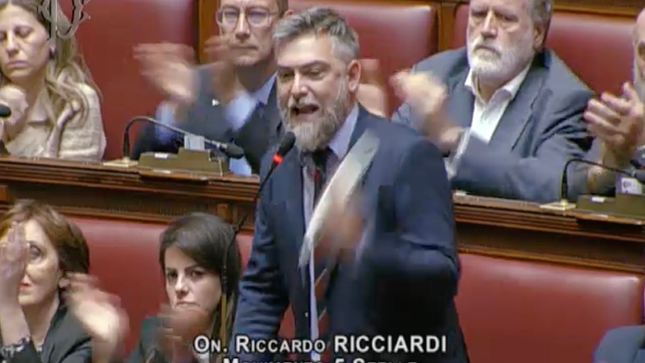RICCIARDI: “BASTA BALLE SUL SUPERBONUS, PRIMA LO VOLEVATE OGGI LO USATE COME ALIBI”