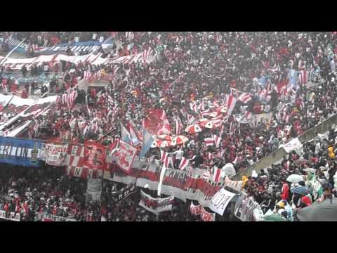 "Los Borrachos del tablon River Boca 05-10-2014" Barra: Los Borrachos del Tablón • Club: River Plate