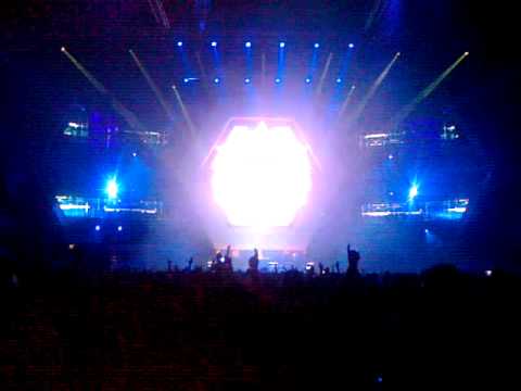 John O'Callaghan @ Transmission 2011 4/4 End of Party :( See You Next Year :)