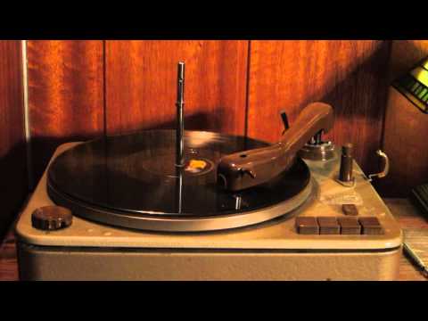 "Coconut Grove" 1958 The Fontane Sisters 78 played on a Miracord XS200 Record Changer