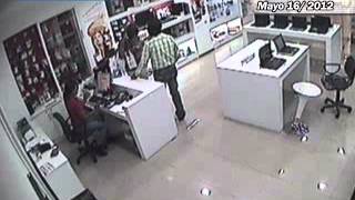 preview picture of video 'Frustran robo en local comercial de Ibarra'