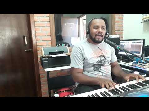 Aleluia ao Deus Triúno - Cantor Cristão