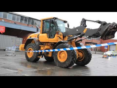 Smash and grab-kupp i Järfälla