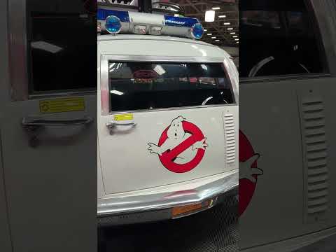 Ghostbusters Ecto 1