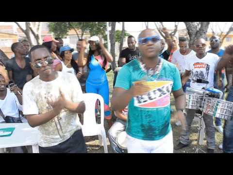 MOVIMIENTO SENSUAL - CHAKA Y CM feat TIRSO DUARTE video