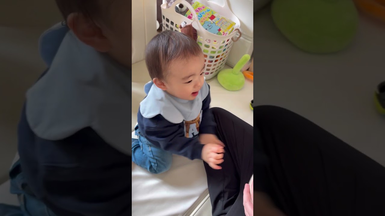 パパと息子の遊びが愛おしすぎる🤭#1歳 #1歳1ヶ月 #パパと息子