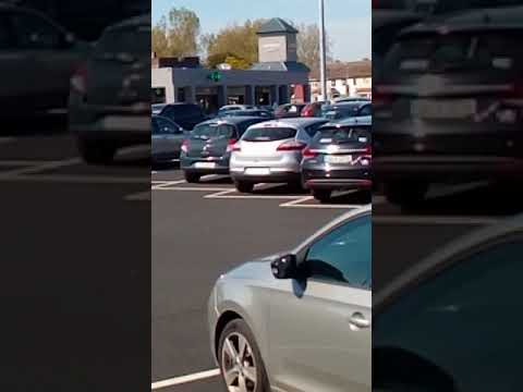 Kilbarrack shopping center (Greendale Shopping Ctr)