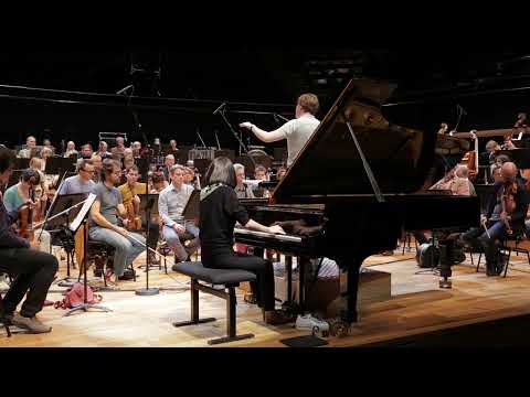 Alice Sara Ott & Klaus Mäkelä - Ravel's Piano Concerto in G Major