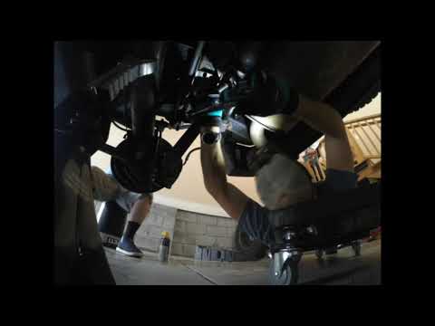 Installing front and rear Rough Country N3 Shocks on a Jeep Wrangler JK