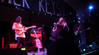 Nicole Atkins ~ Heavy Boots