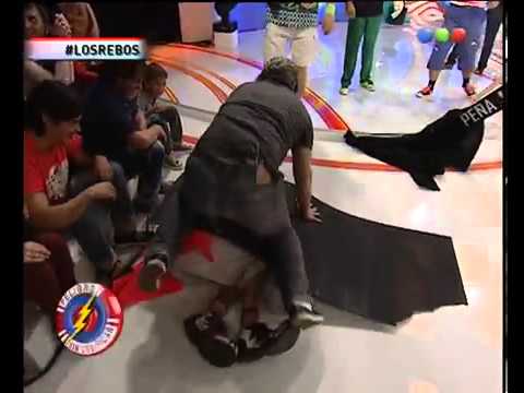 rebo 4 isulta a pachu de su equipo