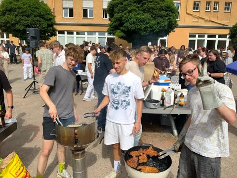 Schuljahresabschluss LG 2025 Schulhofparty