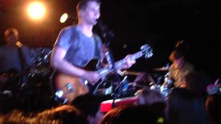 Foster the People: Nevermind (live)