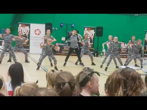 download lagu mp3 mp4 Loud Studios, download lagu Loud Studios gratis, unduh video klip Download Loud Studios Mp3 dan Mp4 Music Online Gratis