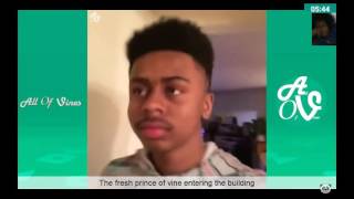 MAN WITH NO ARMS: KENNY KNOX VINES