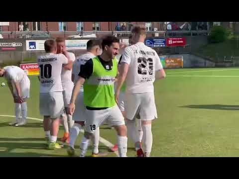 Mennraths Siegtor zum Aufstieg gegen Waldniel (24.4.22)