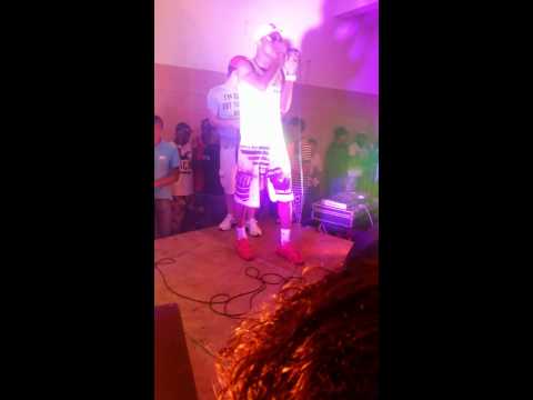 MC LINCOLN  20/07/14 NA CHACRINHA DJ ALVARIIN