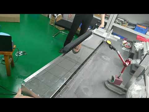 The linear motion precision positioning stage