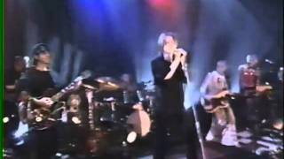 David Bowie - The Pretty Things Are Going To Hell - Live TOTP 1999   5/6
