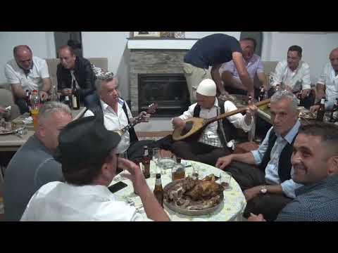 Ali Krasniqi me mysafire ne Oden e Sali Bislimit ne Myzeqine