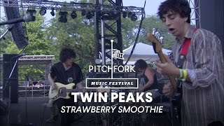 Twin Peaks performs ''Strawberry Smoothie" - Pitchfork Music Festival 2014