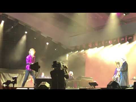 Let’s spend the night together