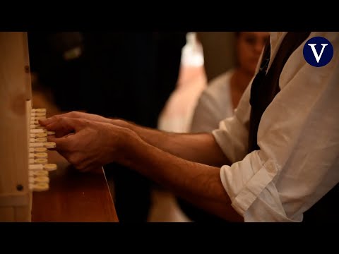 Un español consigue hacer sonar en Jerusalén el órgano más antiguo de la cristiandad