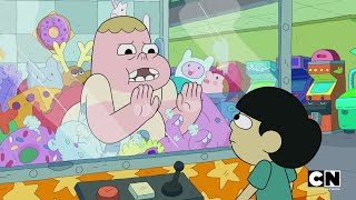 Clarence - Claw Machine (Short)