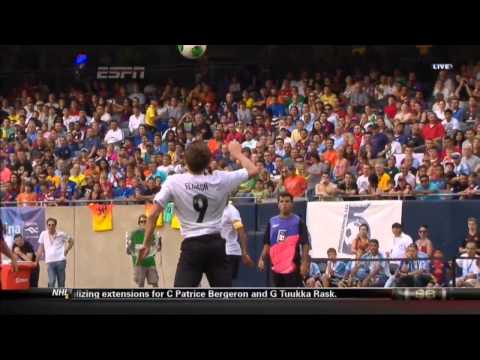 Northwestern's Matt Eliason Bicycle Kick Goal - Messi & Friends at Soldier Field HD 7-6-2013