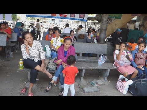 Camboja: Phnom Penh, Terminal Rodoviário Sorya perto do Mercado Central e Shopping Center 2016