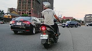 紅燈轉綠燈3秒又紅燈，是哪位大官讓警察可以這樣亂控燈？