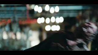 Официальный дублированный трейлер к фильму "Добро пожаловать в Zомбилэнд"