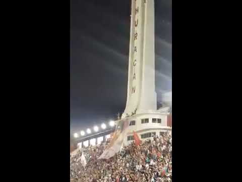 "Maradona en el Palacio Ducó "Hay que tomar la de Olmedo, la que toma Maradona!"" Barra: La Banda de la Quema • Club: Huracán