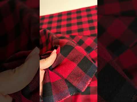 Checkered flannel, red and black pigiau